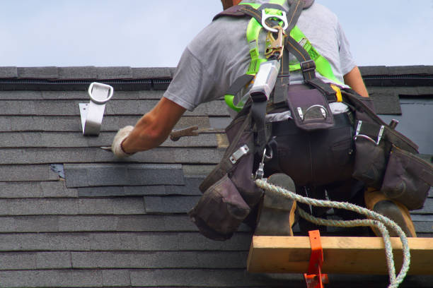 Quick and Trustworthy Emergency Roof Repair Services in Lake Barrington, IL